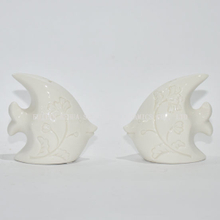 Small Goldfish Shape Salt and Pepper Shakers - Salt Shaker- 2017 Designed Salt and Spice Bottle